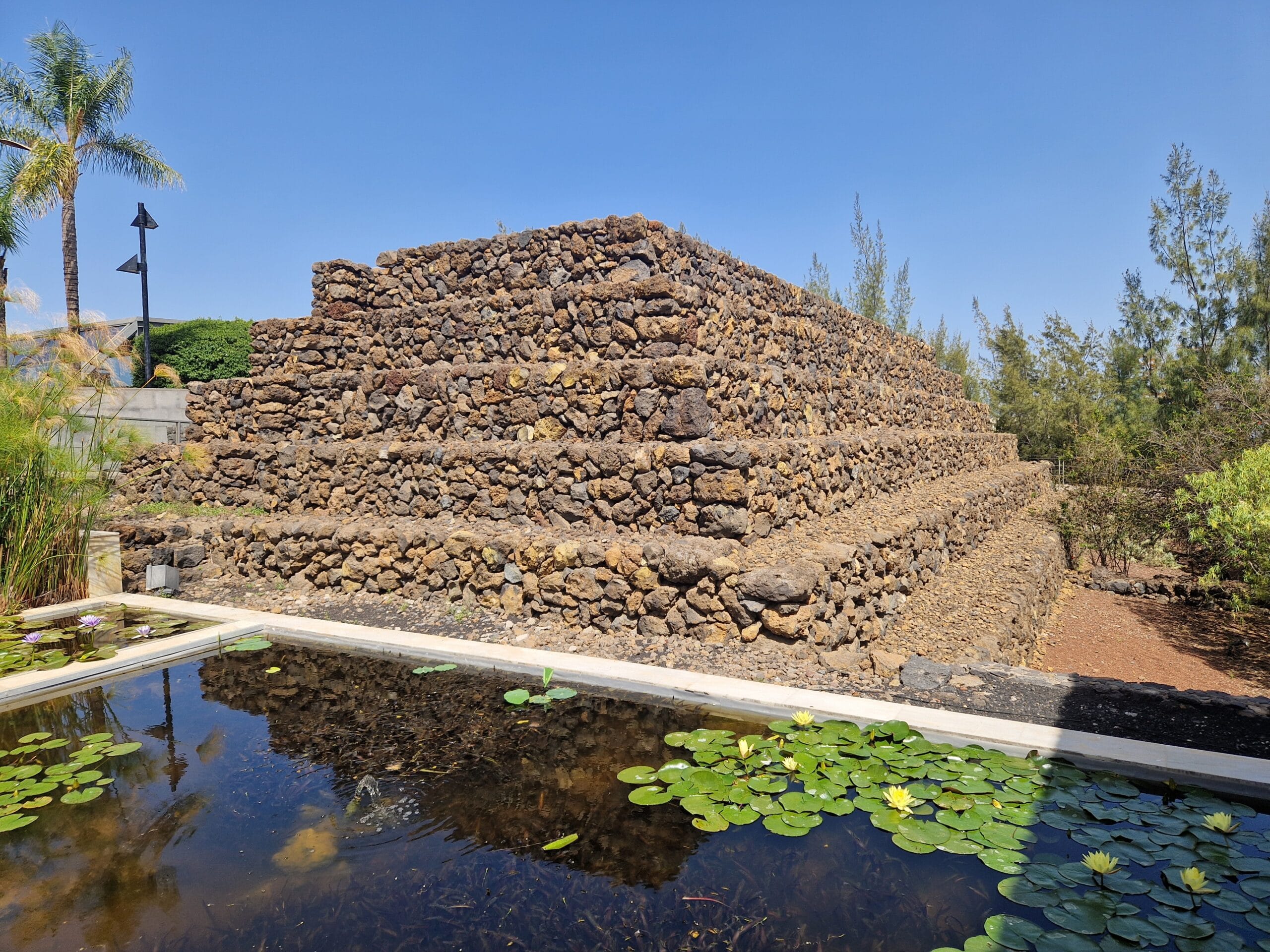 Pyramidy v Güímar – letět do Egypta? Není třeba, stačí na Tenerife!