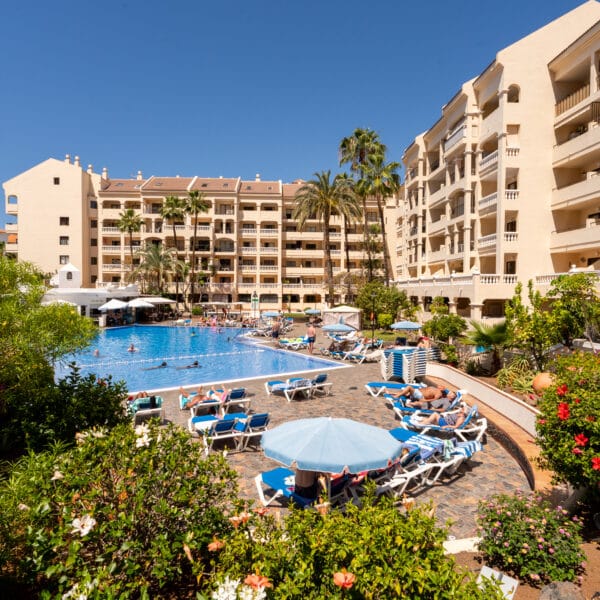 Castle Harbour Apartment