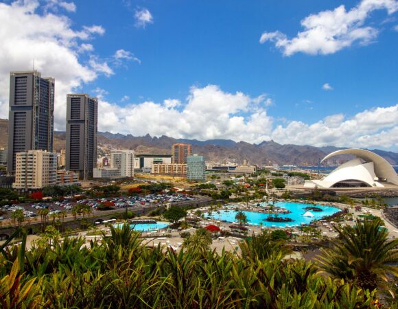 Proč byste neměli vynechat návštěvu Santa Cruz de Tenerife: Kompletní cestovní průvodce