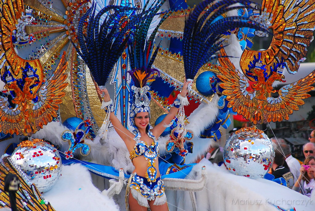 Svátky a festivaly na Tenerife: Kompletní průvodce tradicemi ostrova
