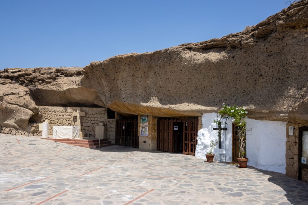 cave of santo hermano pedro