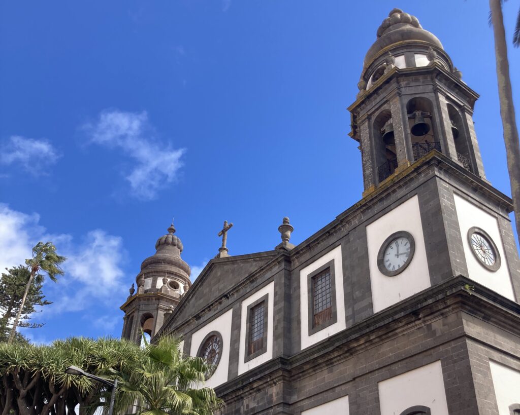 santa iglesia catedral de san cristóbal de la alguna