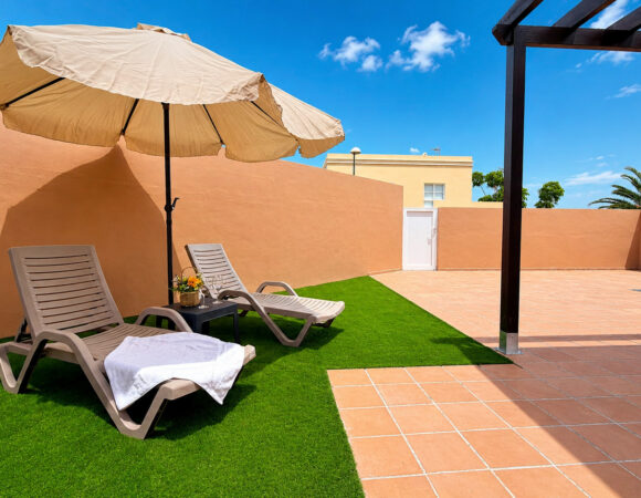Exkluzivně zrekonstruovaný řadový dům v Palm Mar, Arona